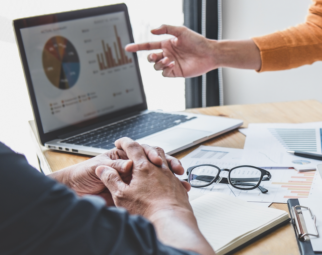 B2B Market Research Insights for brands looking to reach professionals and C-Suite insights - Olinger